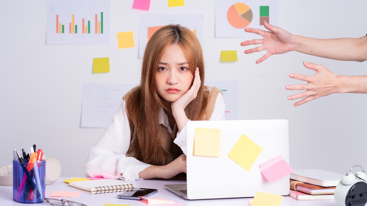 ชวนตั้งคำถาม และสังเกตตัวเองก่อนเสี่ยงภาวะหมดไฟในการทำงาน