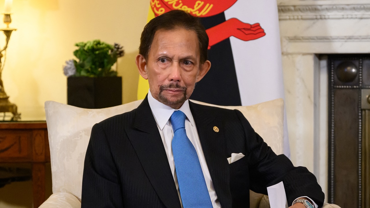 สุลต่านบรูไนประทับโรงพยาบาลในกัวลาลัมเปอร์ จากอาการอ่อนเพลีย