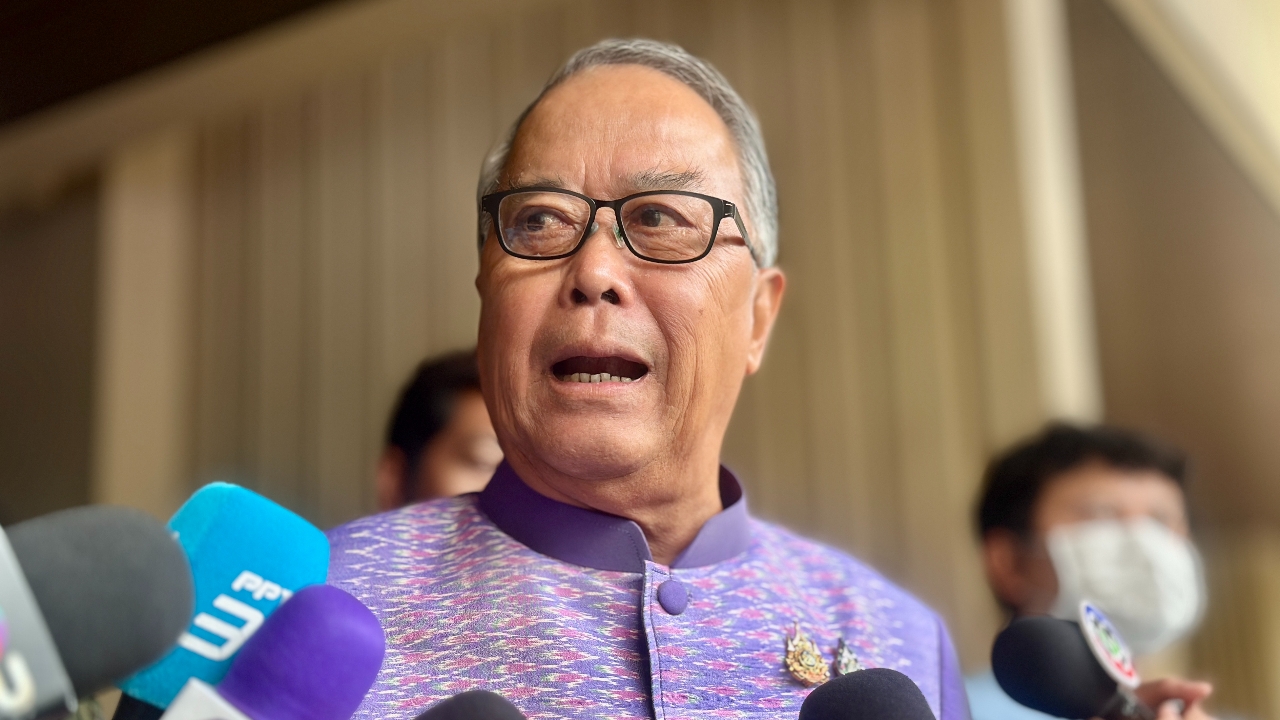 “ชูศักดิ์” ชี้ ค่าเสียหายคดีจำนำข้าว “ยิ่งลักษณ์” ต้องคำนวณอีกรอบ