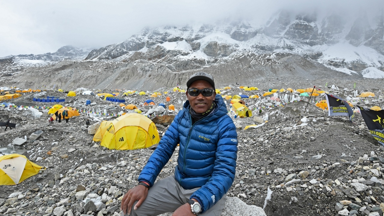 เชอร์ปาชาวเนปาล สร้างสถิติพิชิต "เอเวอเรสต์" เป็นครั้งที่ 31 