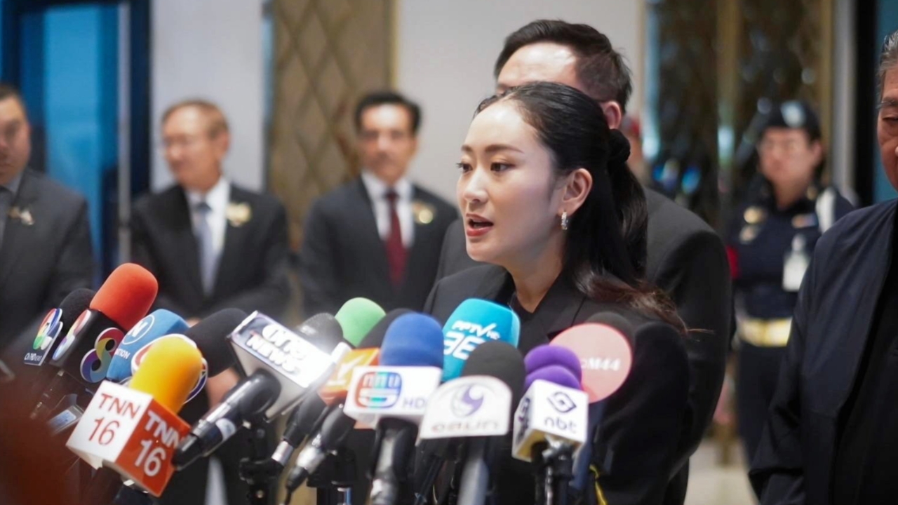 “อิ๊งค์” ให้กำลังใจ “อาปู” แจงไม่เจอกัน ยัน “ทักษิณ” ยังอยู่บ้านจันทร์ส่องหล้า