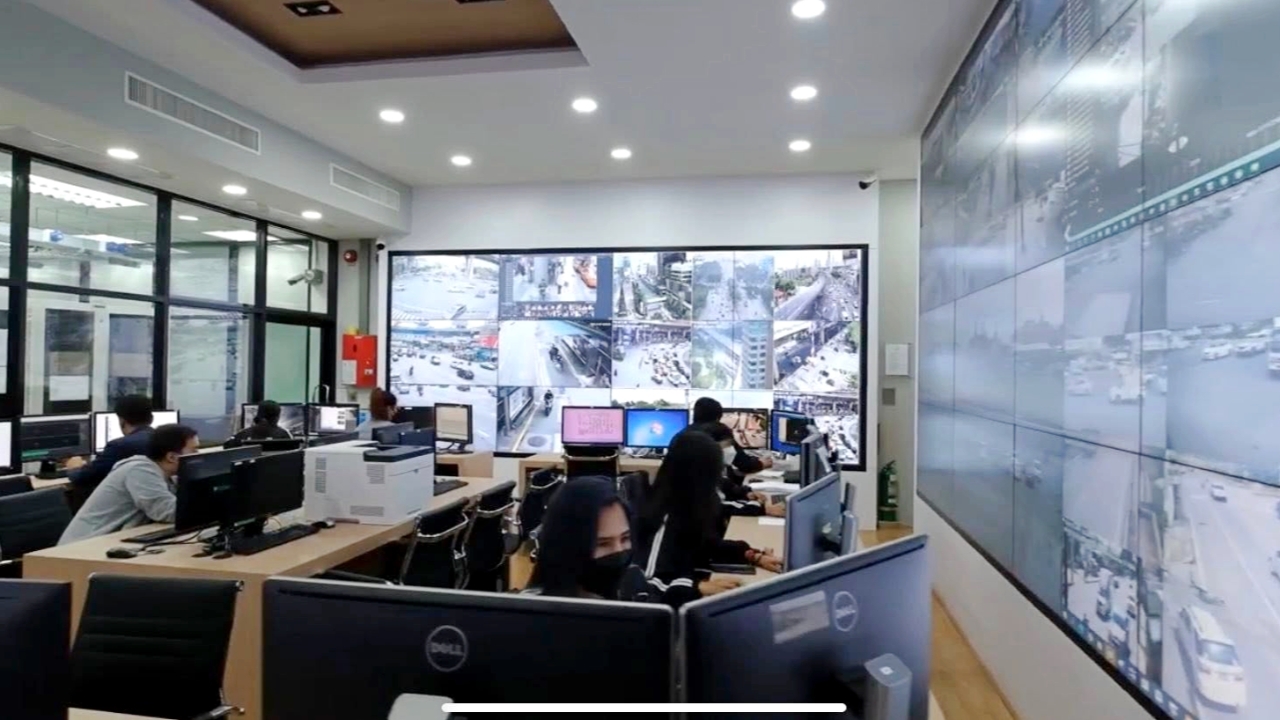 กทม. จับมือ Google ใช้ AI ปรับไฟจราจรอัจฉริยะแก้ปัญหารถติดคนกรุง ลดฝุ่น PM 2.5