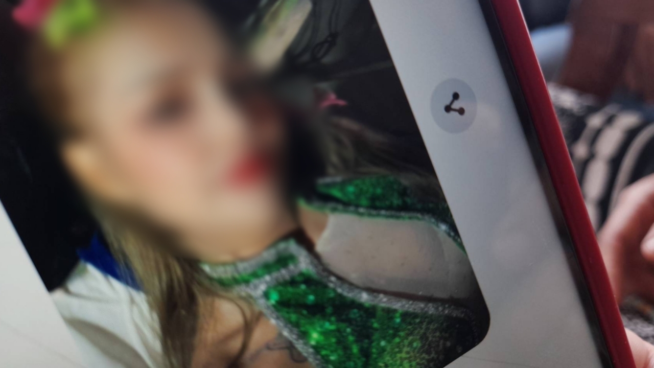 อดีตแดนเซอร์หมอลำ ถูกแฟนหนุ่มซ้อม ใช้มีดกรีดขา-แทงเท้า จนต้องโดดหอพักหนี