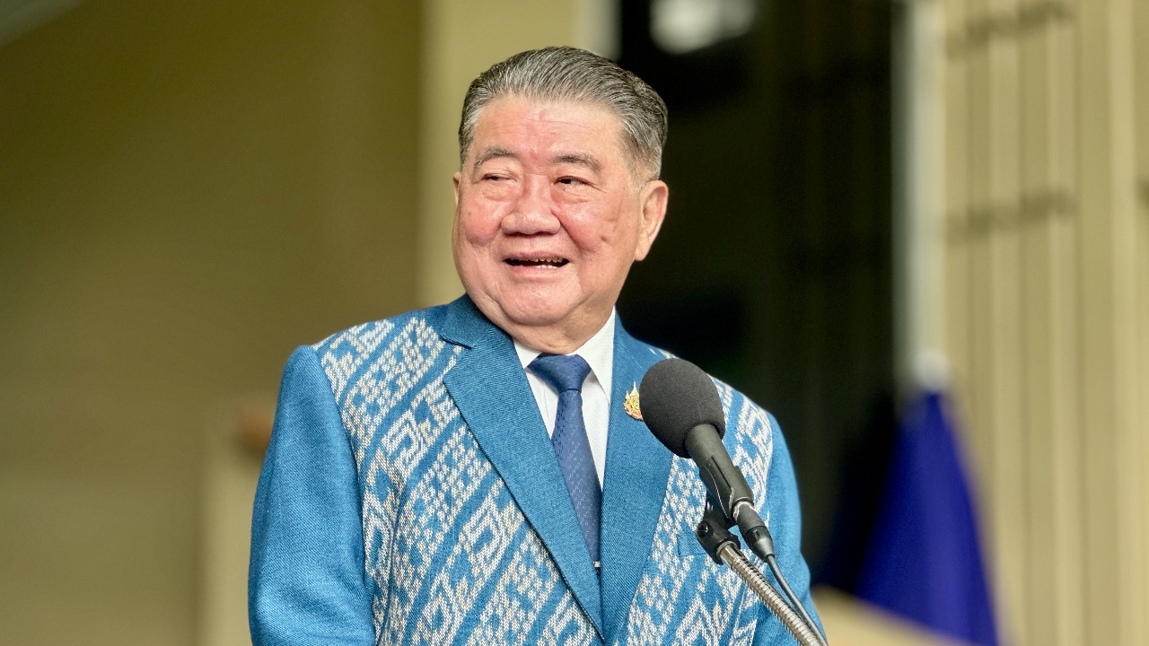 “ภูมิธรรม” เชื่อ “ทักษิณ” ไม่หนีเพราะเงื่อนไขเปลี่ยนไปแล้ว