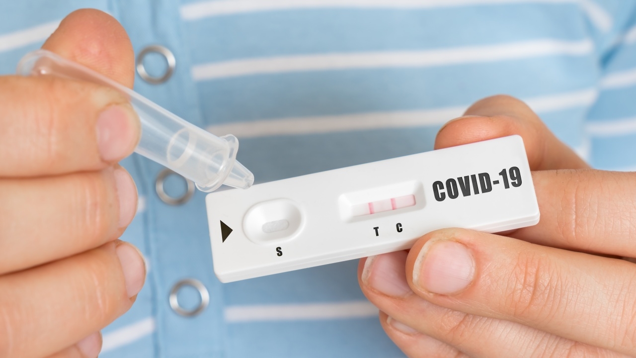 "หมอธีระ" เผยผู้ป่วย "โควิด-19" แยกกักตัว 5 วัน ยังมีโอกาสเพาะเชื้อขึ้น 50%