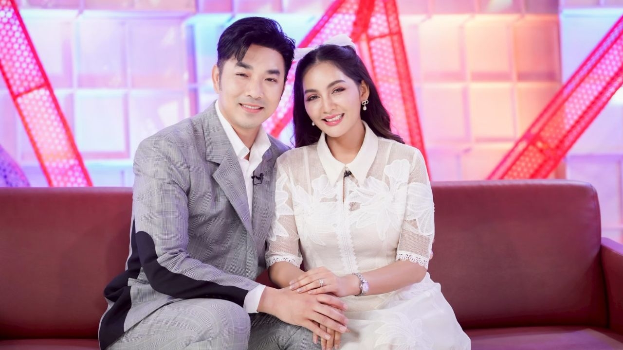 เจมส์-ครูก้อย เปิดที่มาความฮา มีช่อง "คู่กัน" เพราะภรรยาอยากเป็นดารา (คลิป)