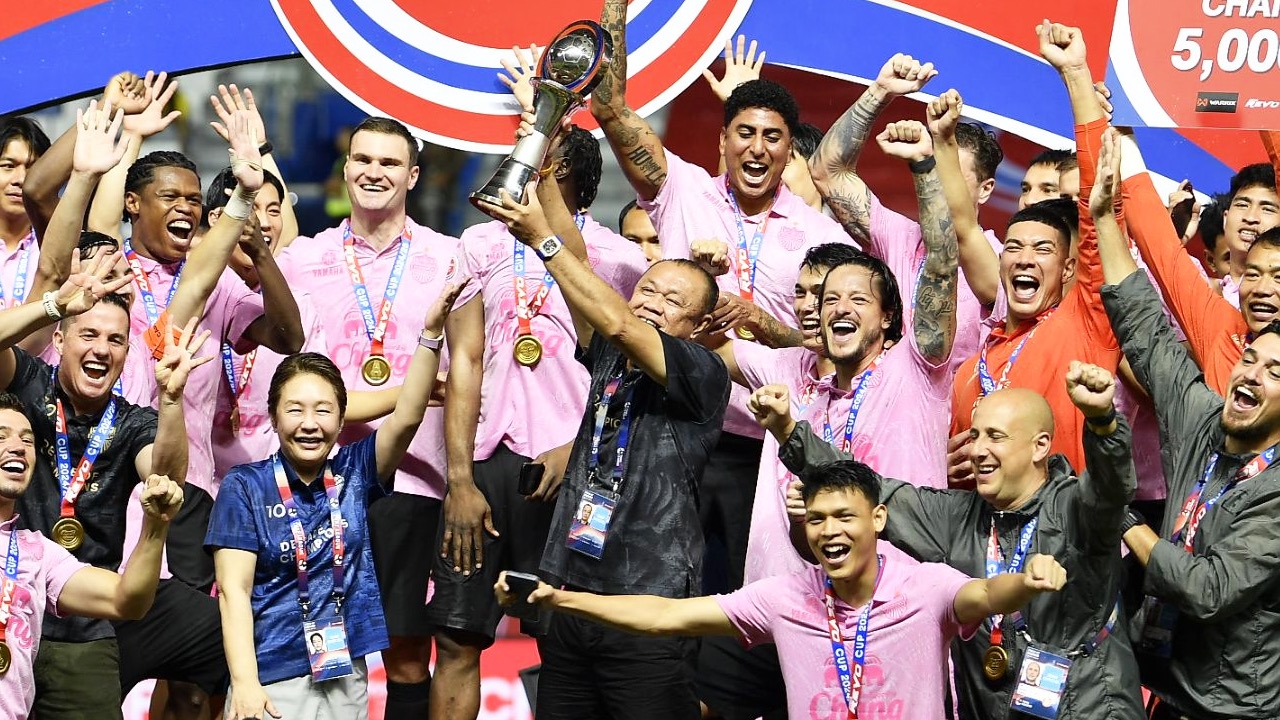 “เนวิน” ตัดสินใจแล้ว หลัง “บุรีรัมย์” คว้า 4 แชมป์ ใน 1 ฤดูกาล