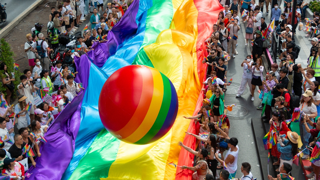 กทม.แจ้งปิดถนน 3 สายหลัก มุ่งหน้าแยกปทุมวัน รับ Bangkok Pride Parade 2025