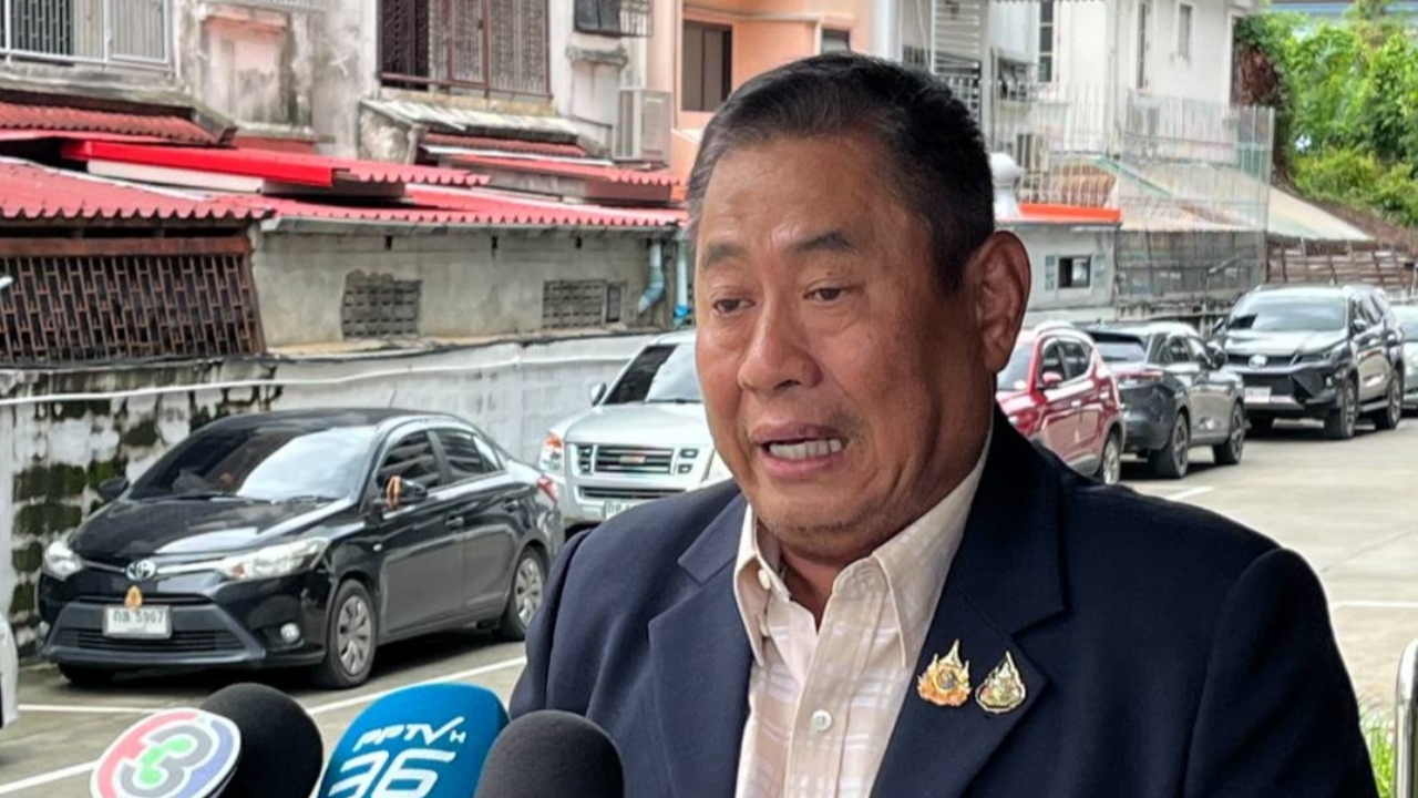 “ณฐพร” หอบเอกสารยื่นอัยการปมร้องภูมิใจไทย ลั่น ไม่กลัวถูกฟ้องฐานหมิ่นประมาท