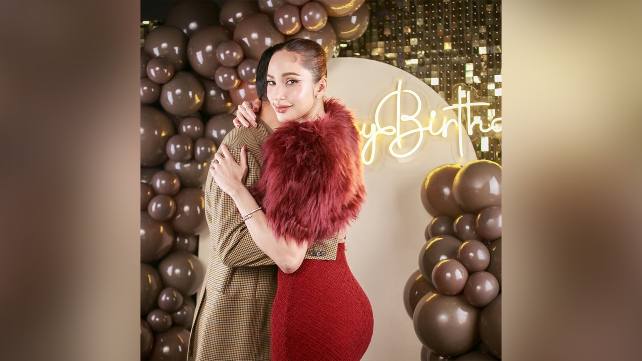 อุ้ม ลักขณา ตอบชัดเหตุผลที่ไม่เปิดหน้าแฟน ฟังแล้วดูคลั่งรักมาก