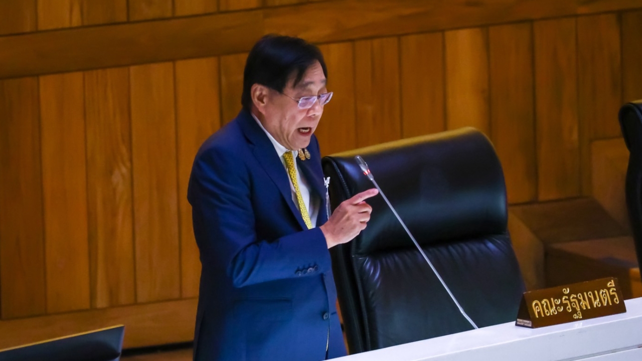 ถกงบประมาณ 69 “พิชัย” สวน “เท้ง” ทันควัน มั่นใจ GDP ไทยปีหน้า เก็บเงินได้ตรงเป้า