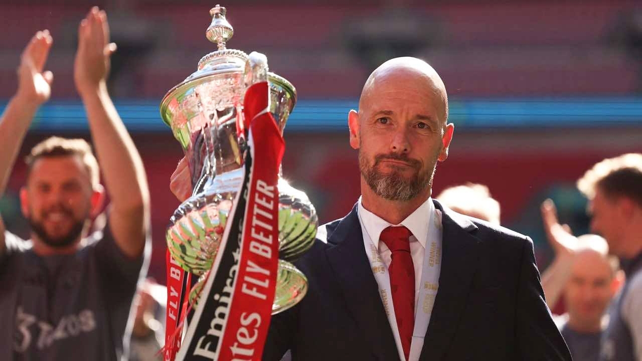 ตามเจ้านายเก่า! สื่อลิสต์ 6 แข้ง แมนยูฯ ส่อโยกซบ เลเวอร์คูเซน ยุค เทน ฮาก