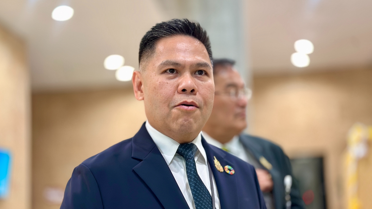 “วราวุธ” หนุน “ทักษิณ” โยกงบดิจิทัลวอลเล็ตไปแก้ยาเสพติด โหวตงบ 69 ทิศทางเดียว