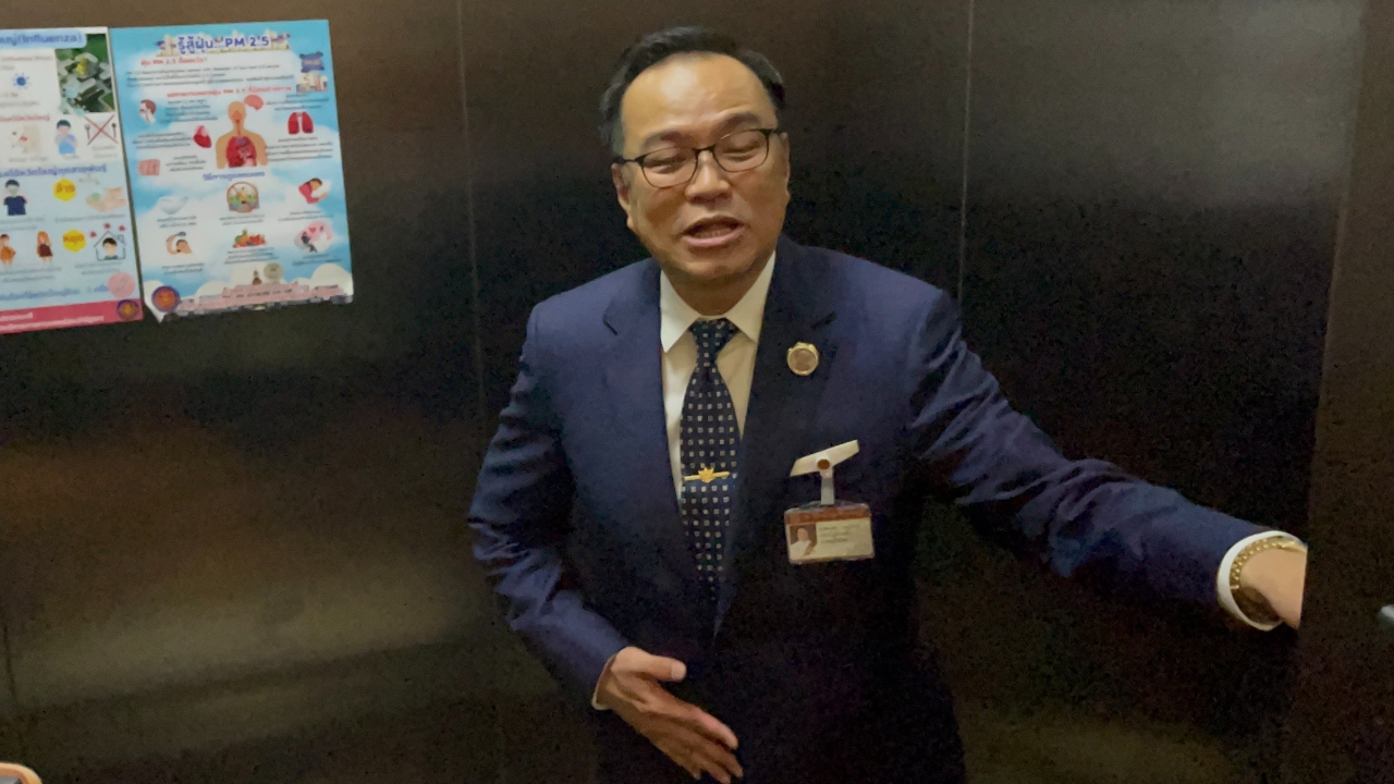 “อนุทิน” บอกปวดท้อง ปัดน้อยใจหลัง “ทักษิณ” ทวงคืนเก้าอี้มหาดไทย