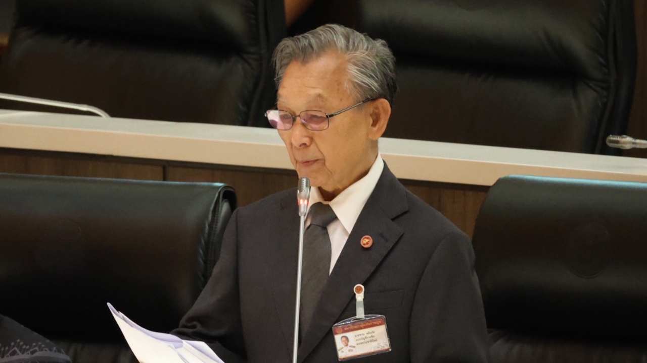 “ชวน” แฉกลางสภาฯ ต้นเหตุ ฮ.ตก งาบงบฯ ซ่อมบำรุงกองบินตำรวจ ทำเสียบุคลากรมือ 1