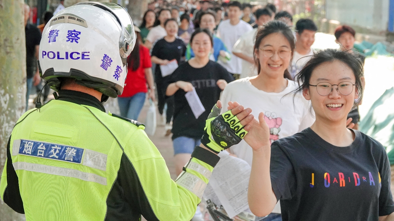 นร.จีนเตรียมสอบ "เกาเข่า" เข้ามหาวิทยาลัยระดับชาติ ปี 2025 แตะ 13.35 ล้านคน