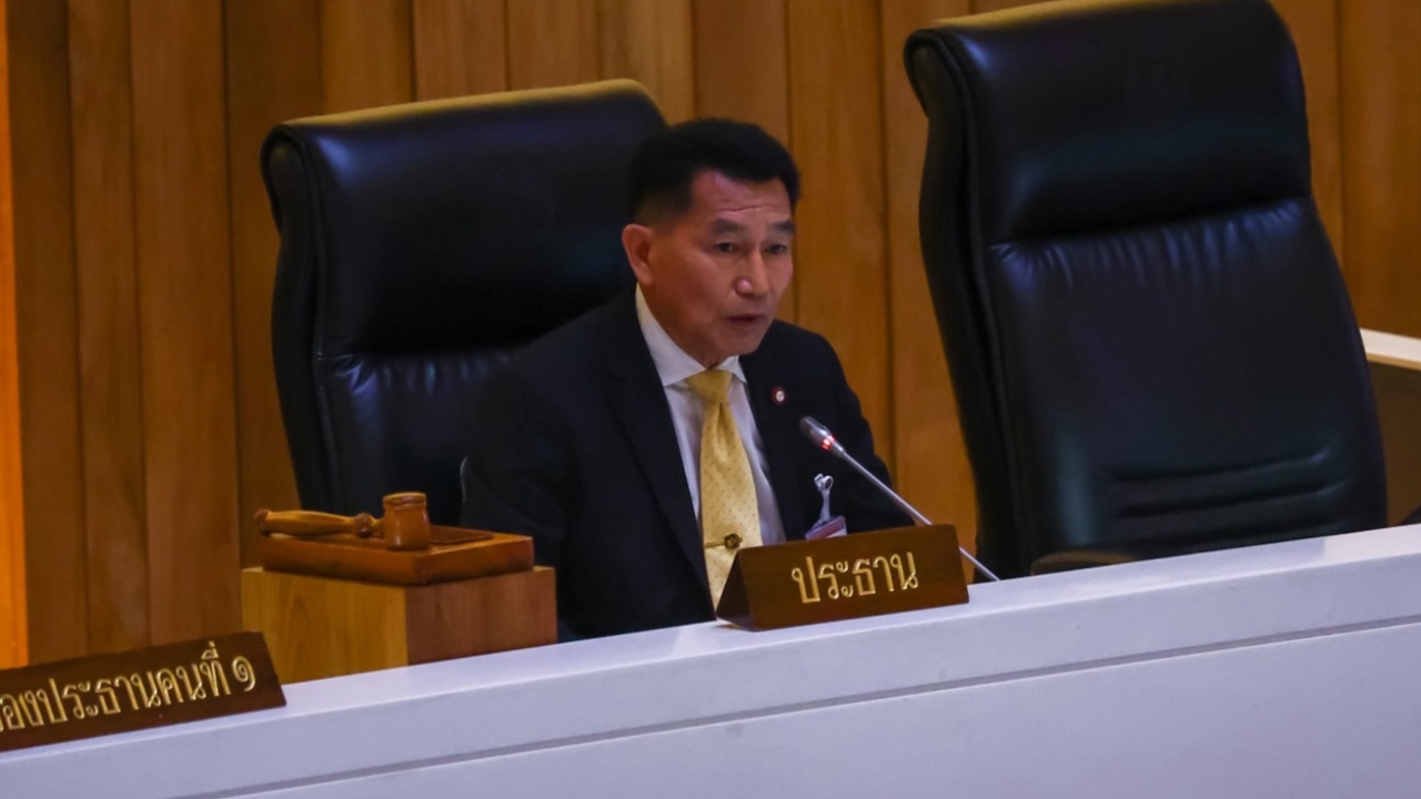 “พิเชษฐ์” ฉุนแจงยิบคำของบประมาณสภาฯ ท้า “พริษฐ์” เก่งจริงตรวจสอบกระทรวงอื่นด้วย