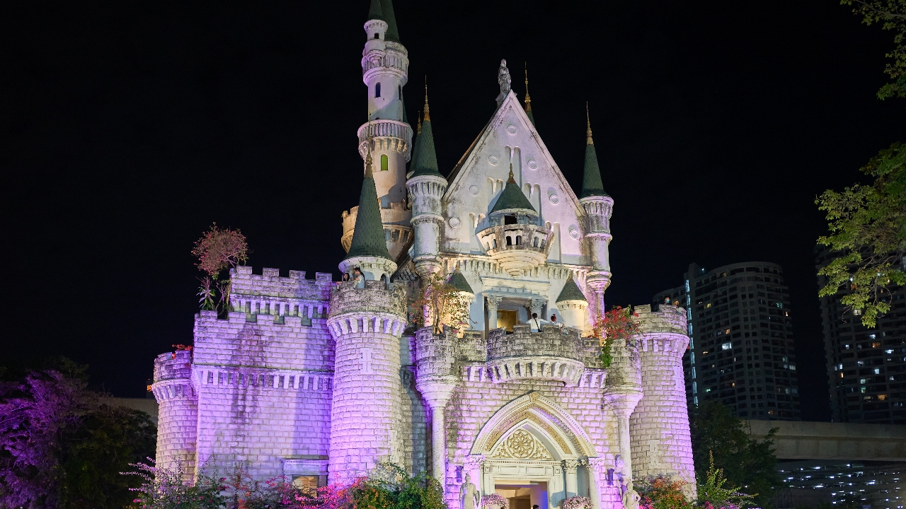 ตลาดนัดเลียบด่วนแดนเนรมิตไปยังไง แจกพิกัดตลาดนัดใหม่ ช็อป ชิม ชิลๆ