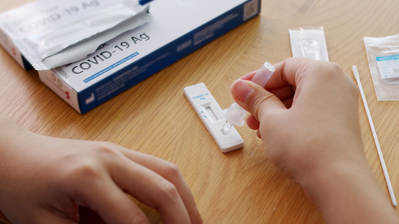 โควิด NB.1.8.1 ระบาดไทย 4 วันพบป่วย 3.3 หมื่นคน ผอ.โรงเรียนสั่งหยุดได้