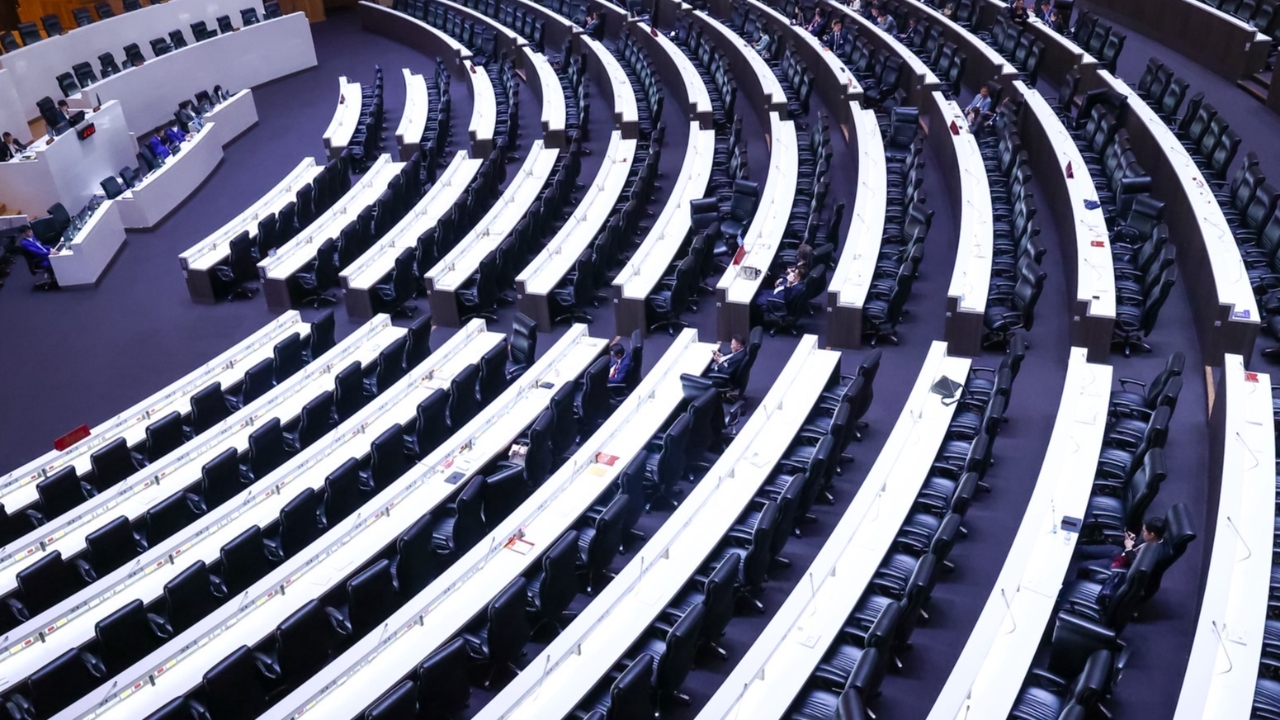 โปรดเกล้าฯ พ.ร.ฎ.ปิดประชุมสมัยวิสามัญแห่งรัฐสภา ตั้งแต่ 1 มิ.ย. 68