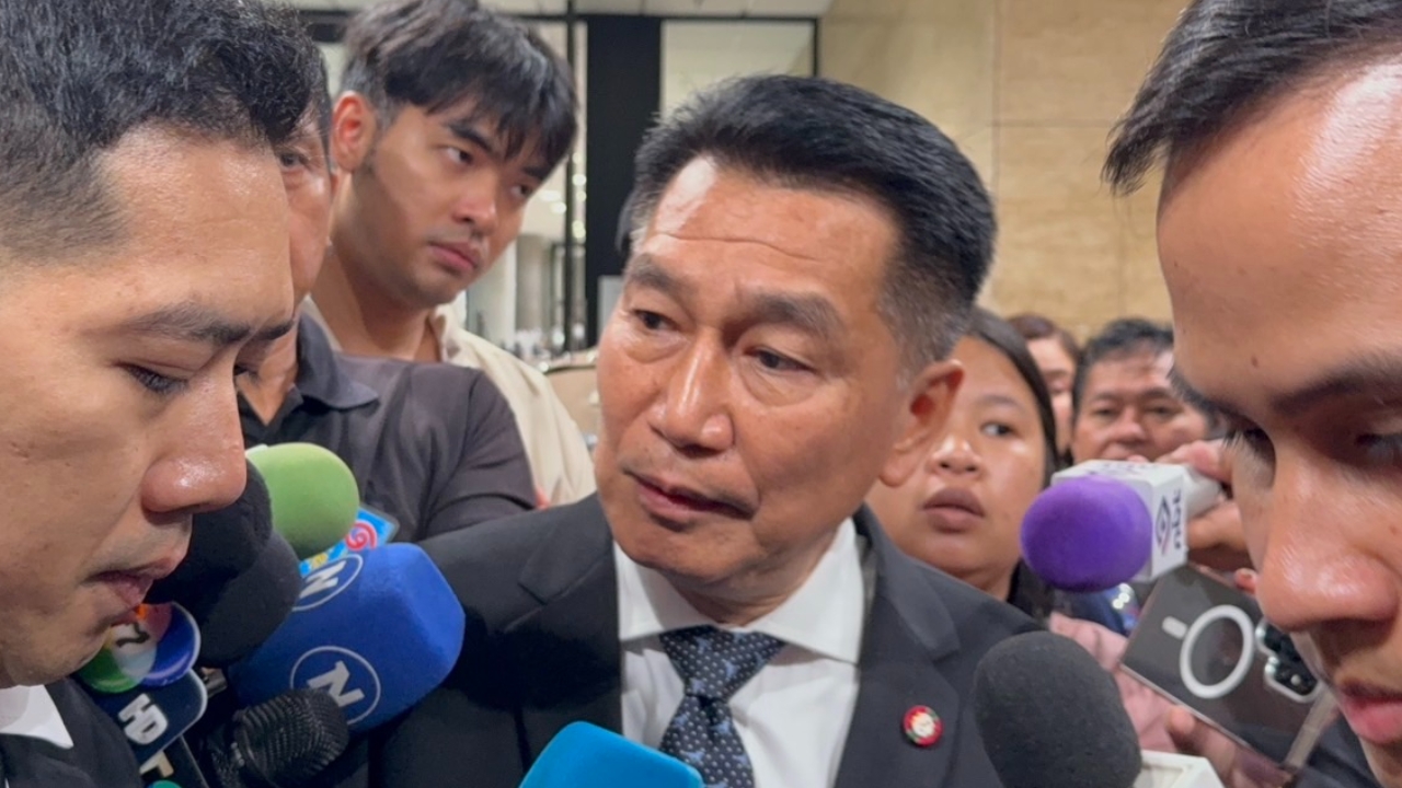 ทัวร์สภาฯ ล่ม สส.ปชน.เท “พิเชษฐ์” ชี้ 8 พันล้าน แค่งบฯ เล็กๆ พร้อมแจง