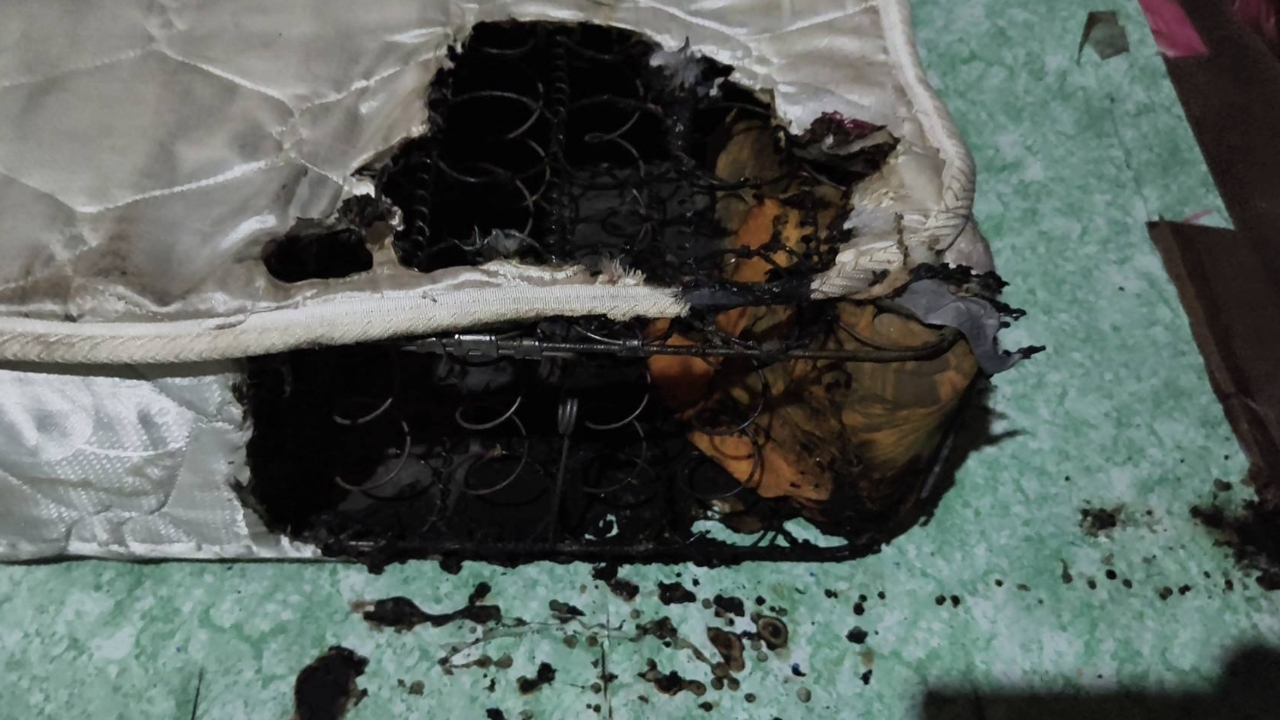 ไฟปริศนาลุกไหม้ในบ้านย่านสำโรงใต้ เชื่อสิ่งเร้นลับ รอ "หมอปลา" ช่วยพิสูจน์