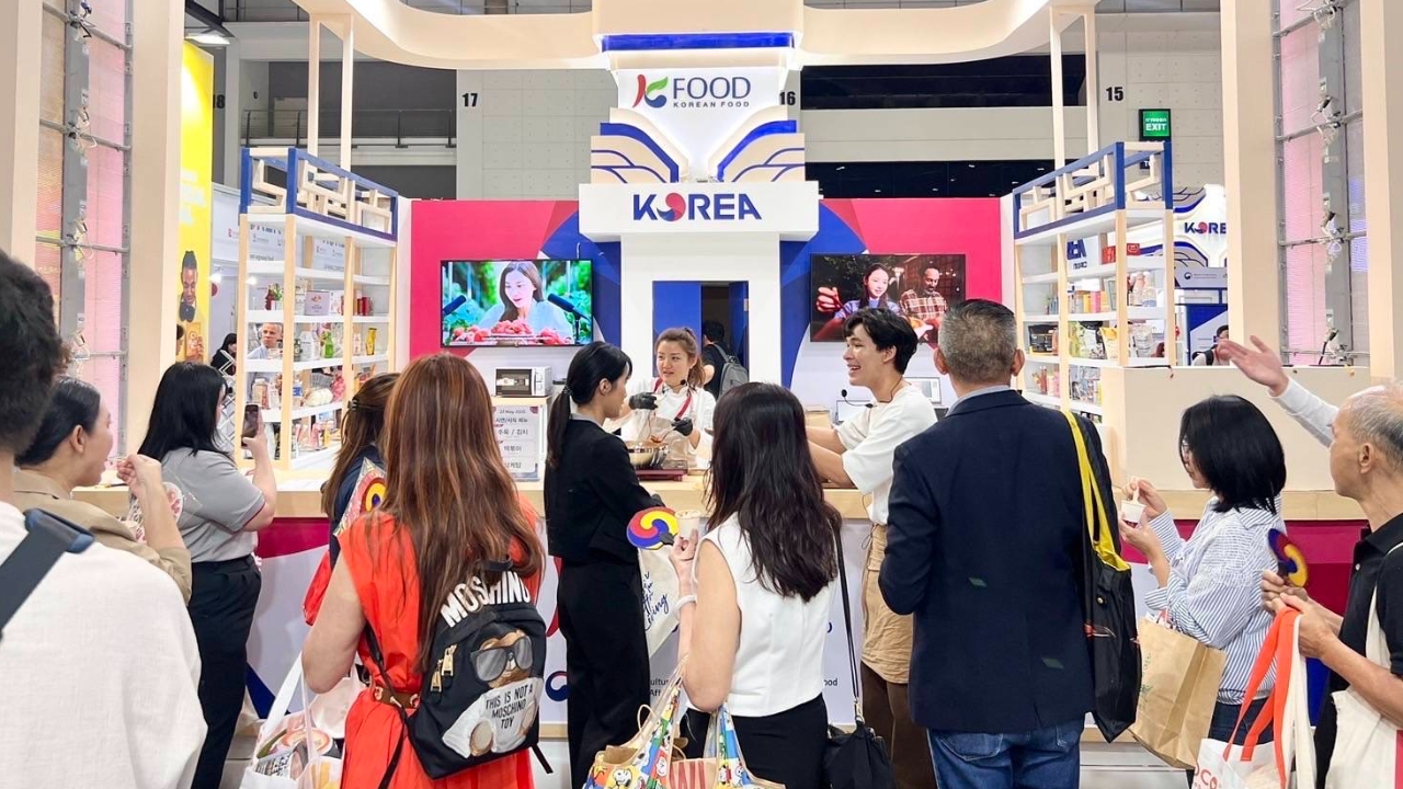 ผนึกกำลังเชฟไทย-เกาหลี ร่วมนำเสนอเสน่ห์แห่ง K-Food ในงาน THAIFEX 2025