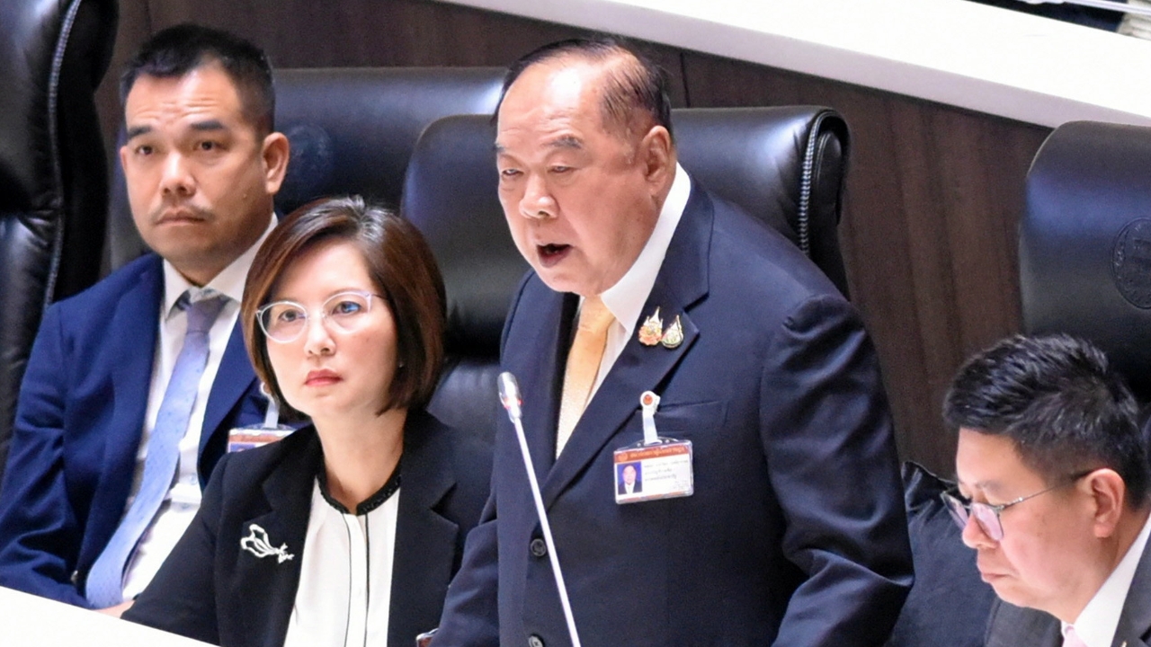 “บิ๊กป้อม” ประกาศ สส.พลังประชารัฐ ร่วมลงชื่อยื่นอภิปรายไม่ไว้วางใจนายกฯ