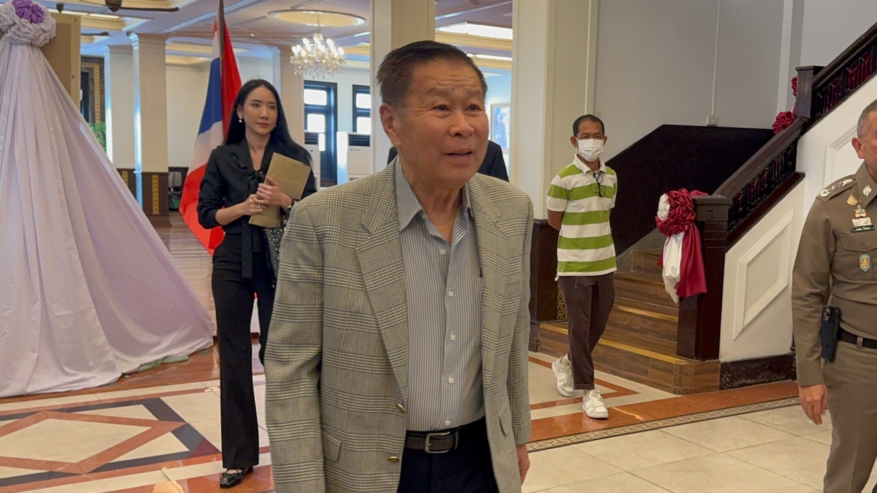 ปมลงโทษหมอรักษา “ทักษิณ” ต้องตรงไปตรงมา “เสรีพิศุทธ์” ขอรอดูกล้าทำตาม กม. หรือไม่