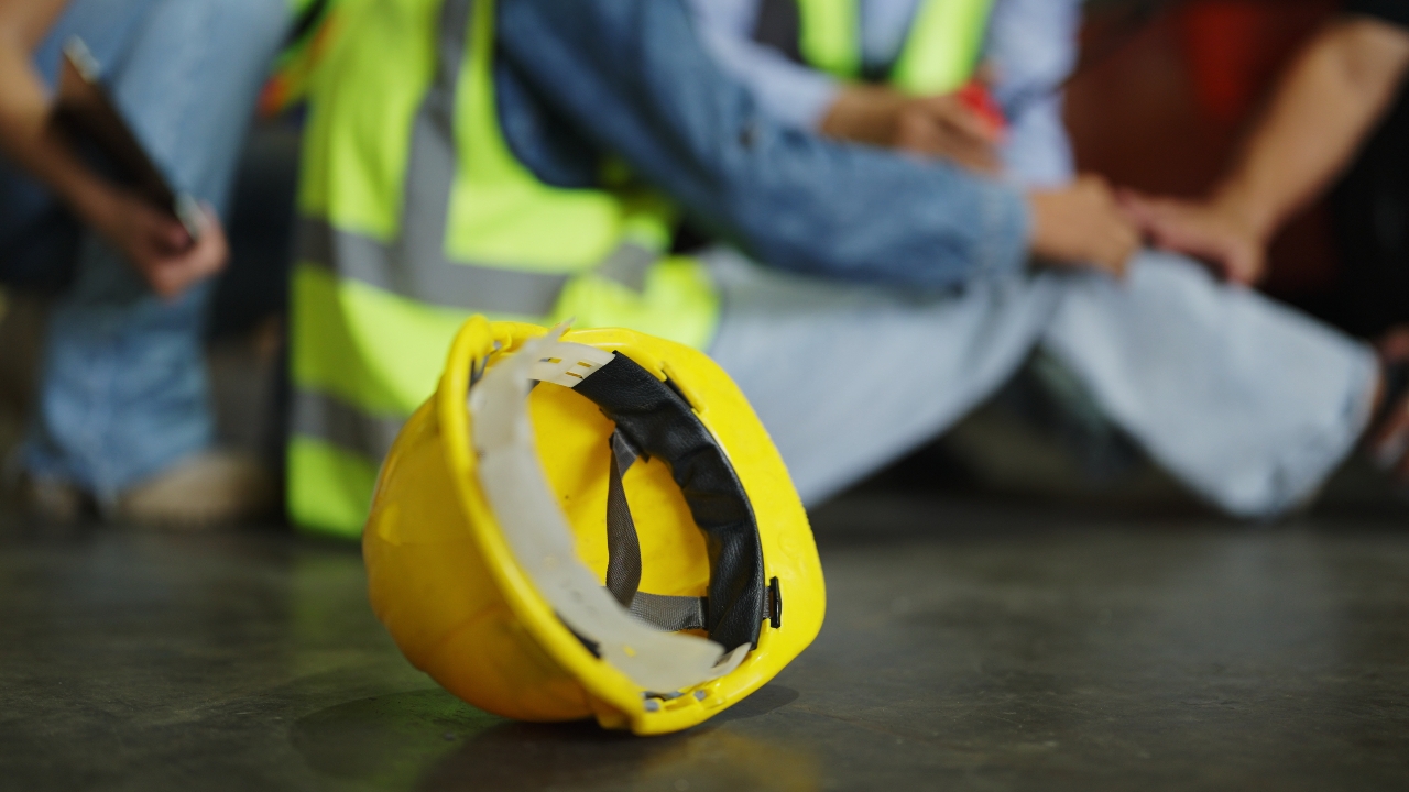 ข่าวดีของลูกจ้าง ผู้ประกันตน ม. 33 บาดเจ็บจากการทำงาน ประกันสังคมจ่ายค่ารักษาสูงสุด 1 ล้านบาท