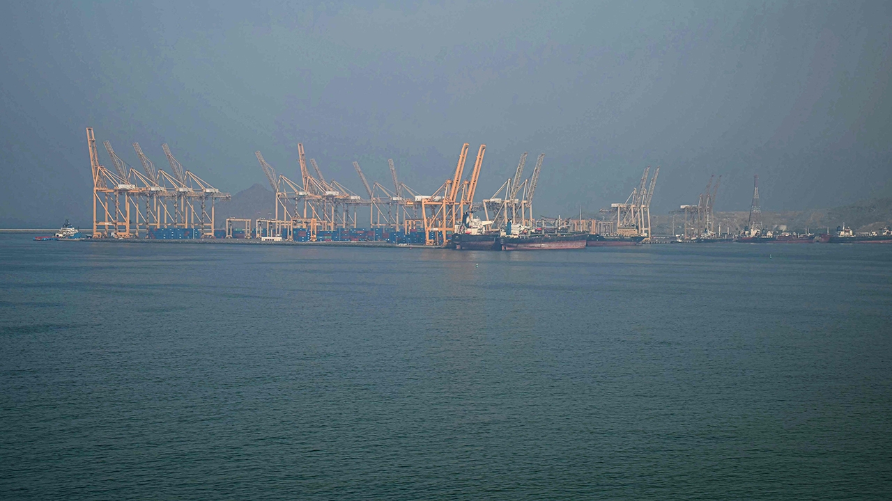 อิหร่านปิดช่องแคบฮอร์มุซ รอลงมติโต้สหรัฐฯ 3 ชาติยุโรปหวังสงบ "มะกัน" ผวาเตือนคน