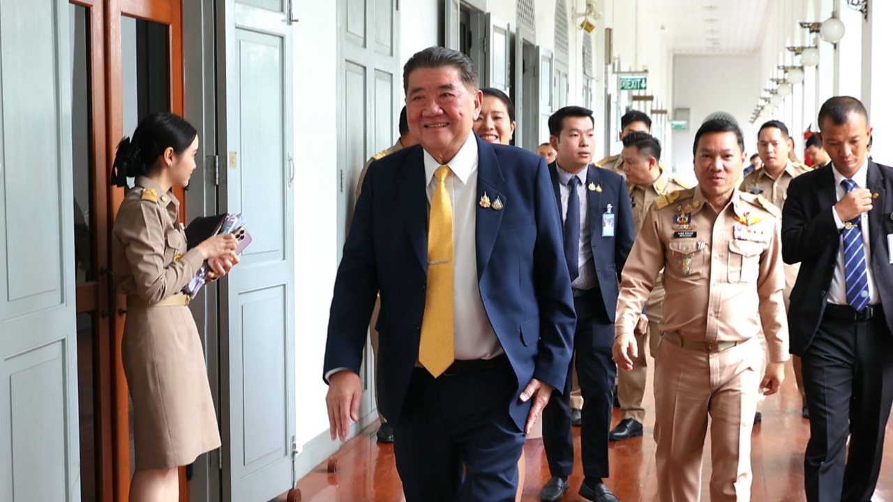 “ภูมิธรรม” มอบนโยบายชาวมหาดไทย หลัง “อนุทิน” ลาออก บอกรู้สึกเหมือนเป็น มท.1