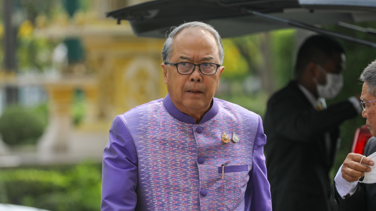 “ชูศักดิ์” ชี้ต้องใช้ดุลยพินิจ กม.ยังกำกวม ผิดจริยธรรม-ซื่อสัตย์สุจริตเป็นที่ประจักษ์