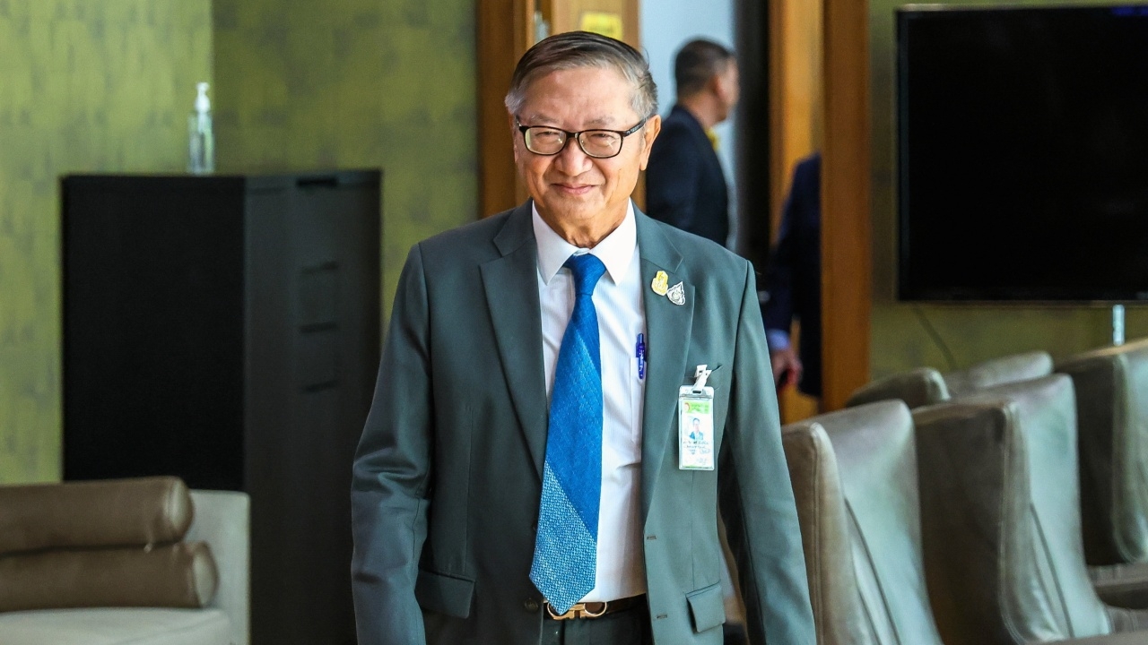 เลขาธิการนายกฯ ไม่ตอบทูลเกล้าฯ ครม.อิ๊งค์ 2 แล้ว ระบุให้รอโปรดเกล้าฯ 