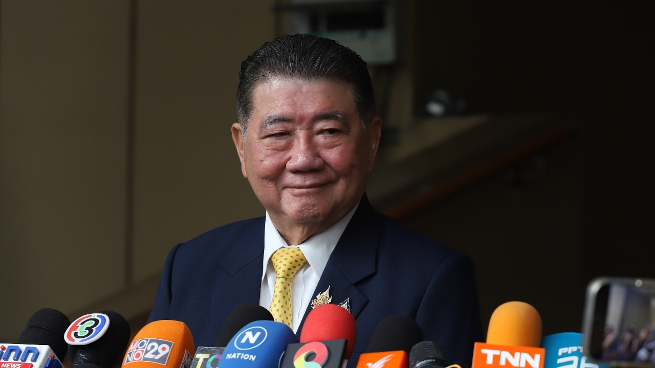 “ภูมิธรรม” ขออย่าจับแพะชนแกะ “ชัยเกษม” ตีกอล์ฟเป็นเรื่องปกติ