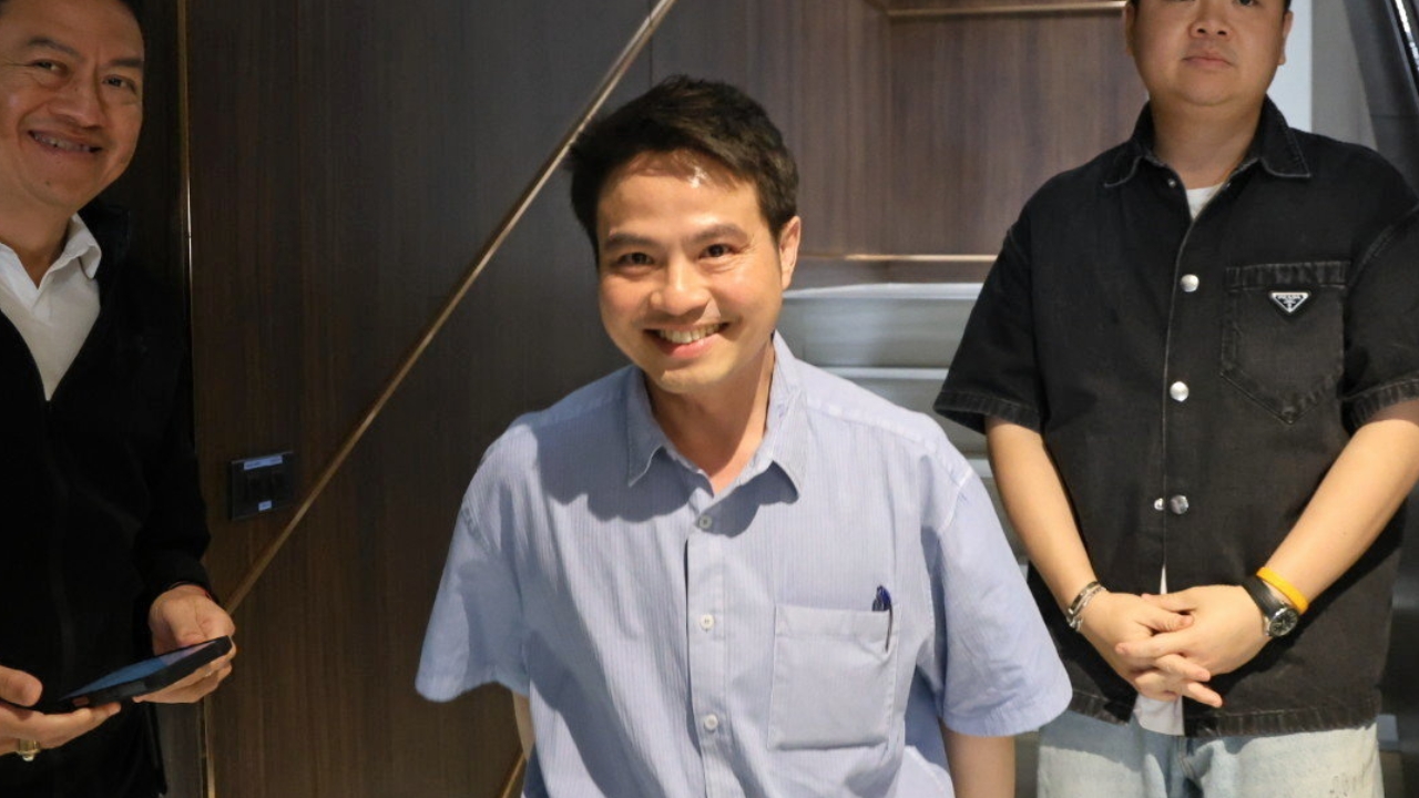 “ภราดร” ยืนกราน ไม่ลงแข่งเพื่อไทย ชิงเก้าอี้รองประธานสภาฯ คนที่ 2