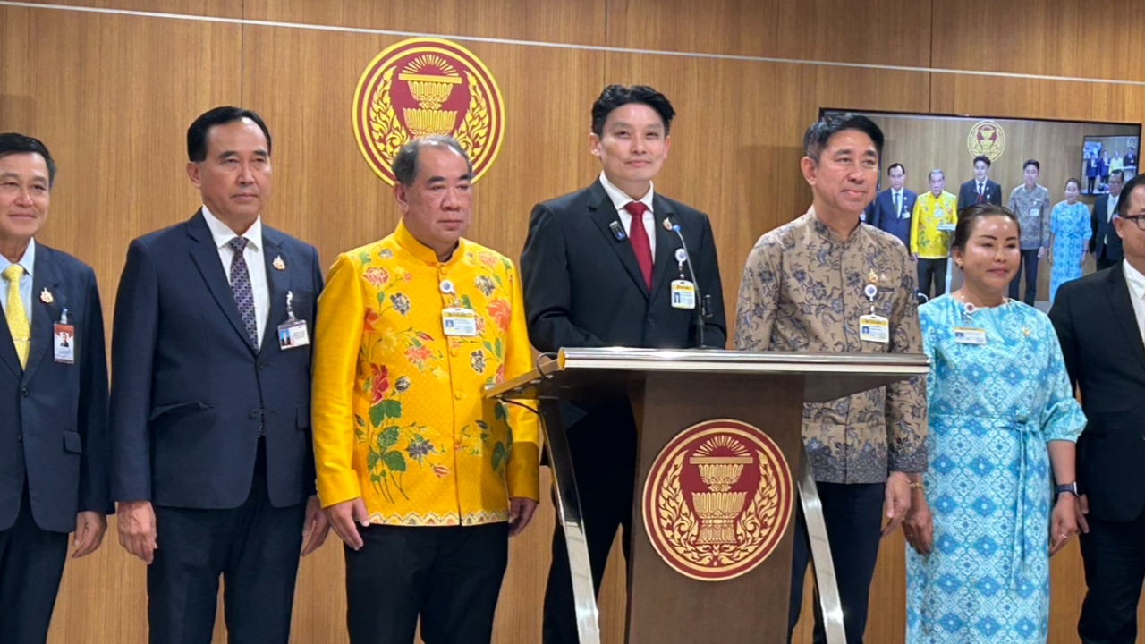 กมธ. วุฒิฯ จับพิรุธสถานบันเทิงครบวงจร จี้รัฐถอนร่างกฎหมายเพราะไม่กระตุ้นเศรษฐกิจ