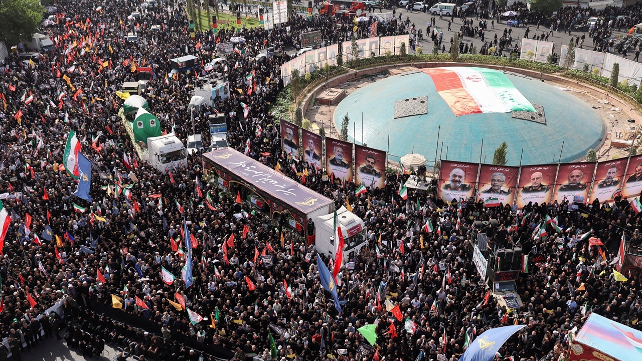 อิหร่านจัดรัฐพิธีศพให้ผู้นำกองทัพ-นักวิทยาศาสตร์ ที่ถูกอิสราเอลสังหาร