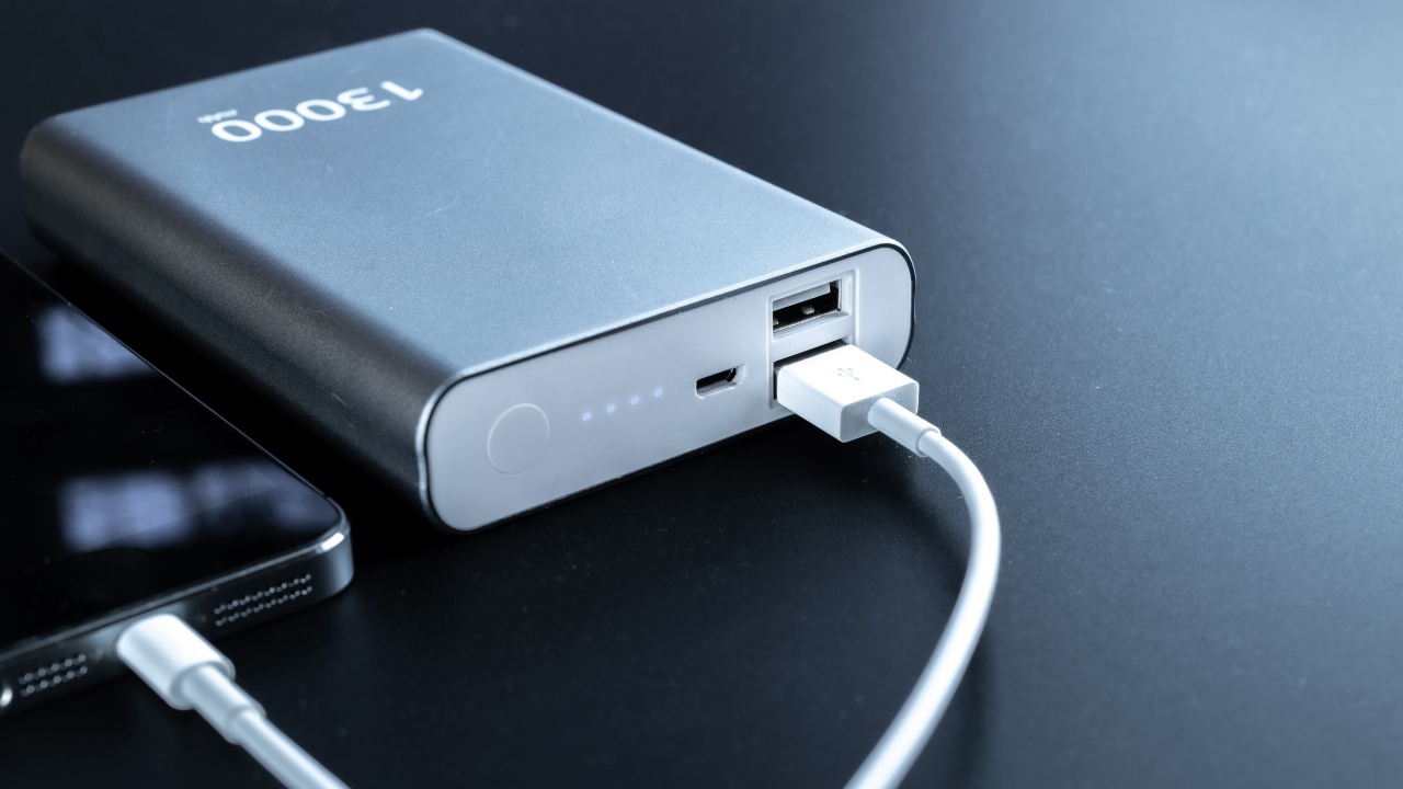 จีนคุมเข้ม แบนพาวเวอร์แบงค์ไม่ได้มาตรฐาน ห้ามนำขึ้นเครื่องเด็ดขาด