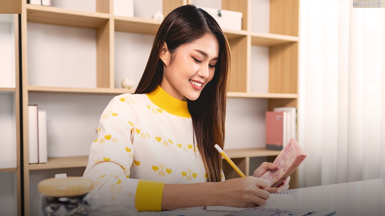 รู้ก่อน รอดก่อน! 5 เทคนิคลดค่าใช้จ่าย รับมือเศรษฐกิจซบเซา ต้องประหยัด วางแผนการเงิน