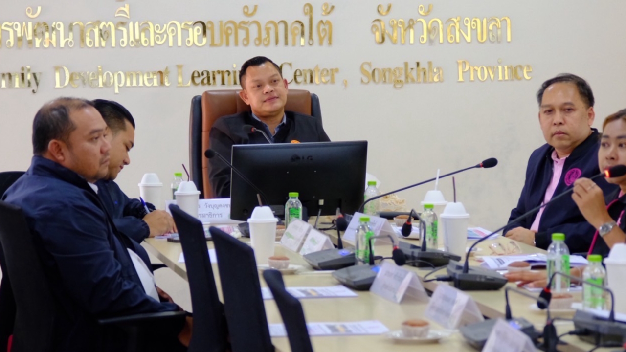 “ธนกร” เมินเสถียรภาพการเมือง พา “สส.ศาสตรา” ลงพื้นที่สงขลา พบประชาชน