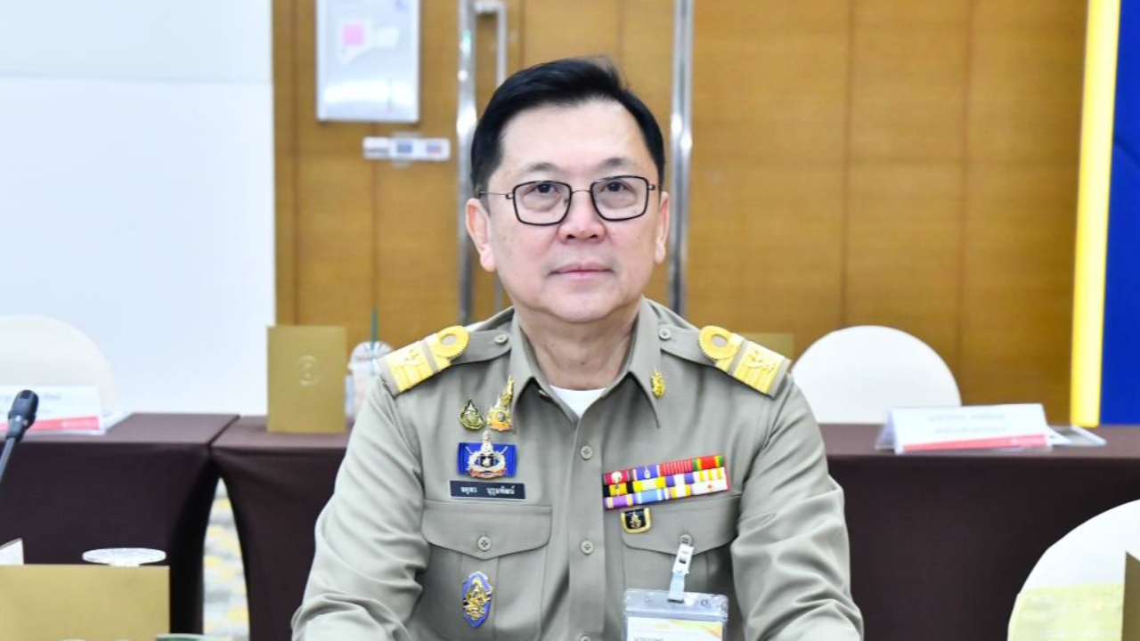 “จตุพร บุรุษพัฒน์” ยื่นใบลาออก บอร์ด ปตท. แล้ว คาดเตรียมนั่งเก้าอี้รัฐมนตรี