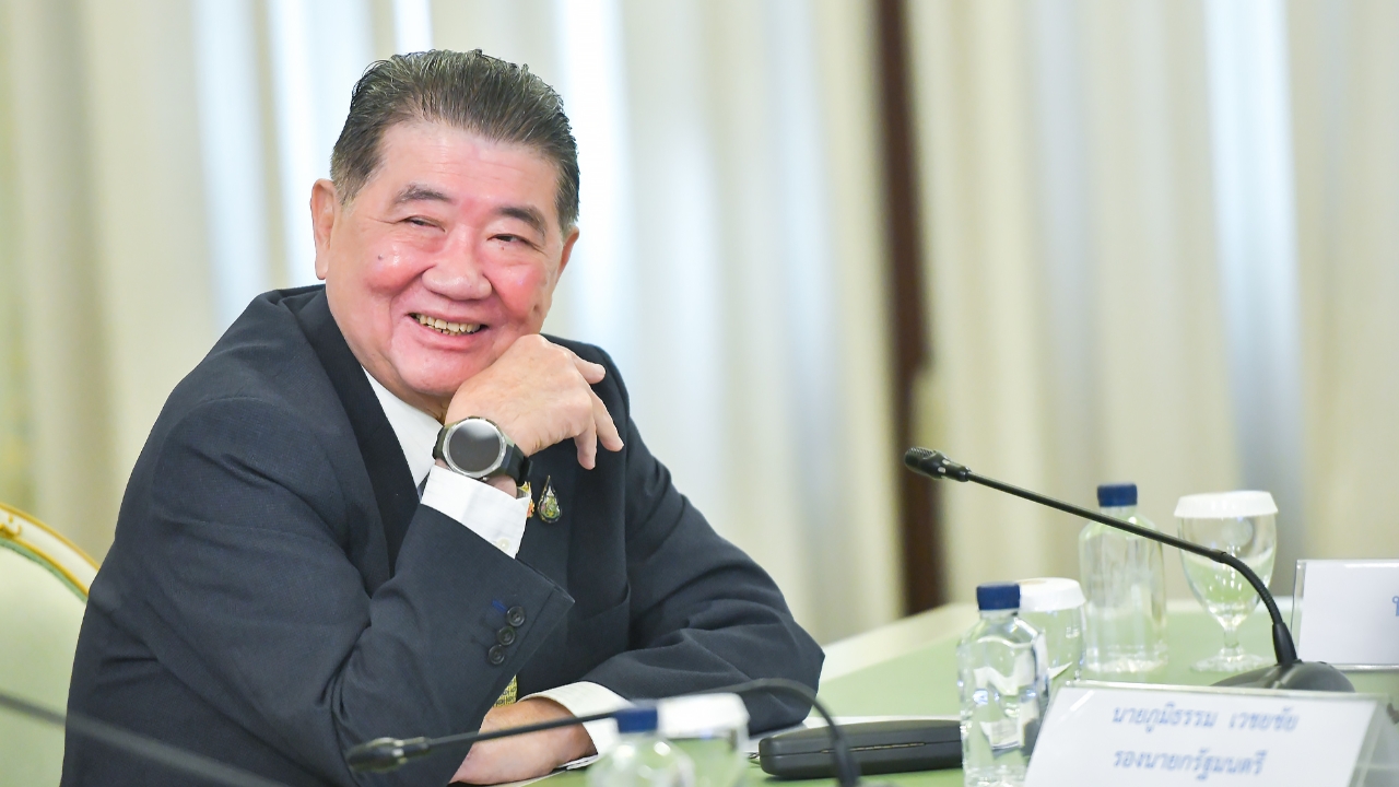 “บิ๊กอ้วน” แจง ไทยไม่เคยขอเปิดด่าน แค่กำหนดเวลา แนะใช้สติฟังข่าวจากกัมพูชา