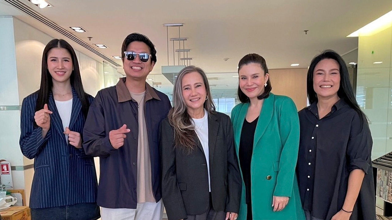 ดีวาตัวแม่ “เกล ดีล่า” มัดรวมศิลปินรุ่นพี่รุ่นน้องขึ้น “Jazzy Concert” แทนความคิดถึง