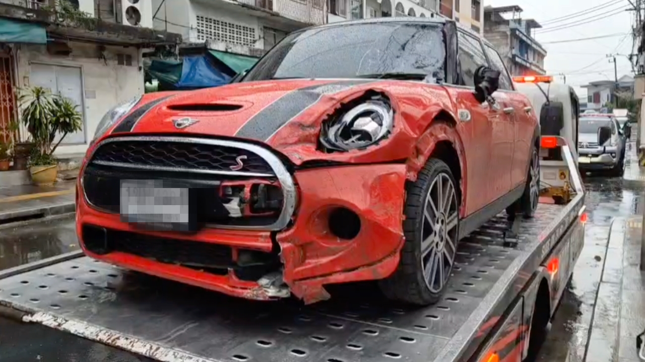 แม่เศร้ารับศพลูกสาว เหยื่อรถมินิฯ แดง แฟนหนุ่มรับไม่ได้เห็นคลิปนาทีชน