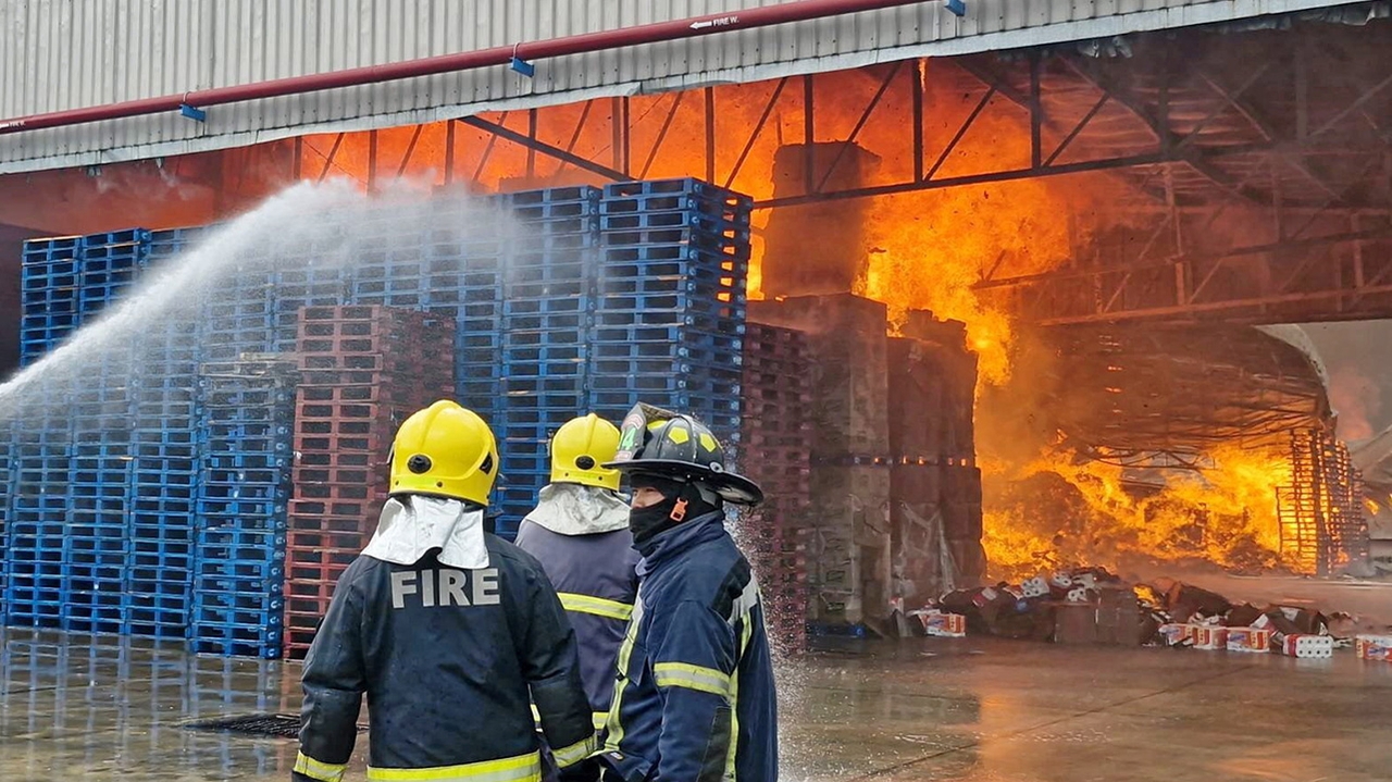 ไหม้โรงงานทิชชู