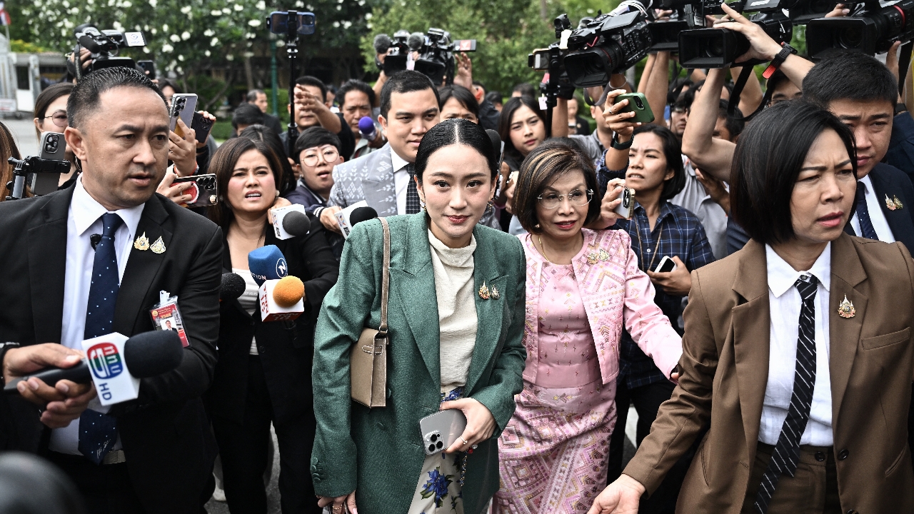 สื่อนอกจับตา "1ก.ค." วันชี้ชะตาตระกูลชินวัตร จะนำพาประเทศไทยสู่การประนีประนอม หรือจุดชนวนขัดแย้ง