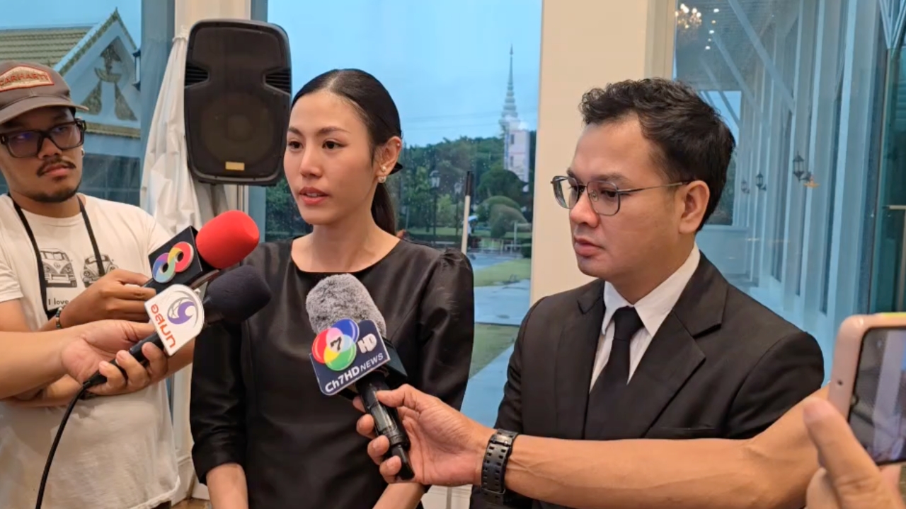 ฌาปนกิจ "ผู้กำกับโจ้" น้องสาววอนตำรวจไขปริศนาการตาย หลังเก็บศพนาน 4 เดือน