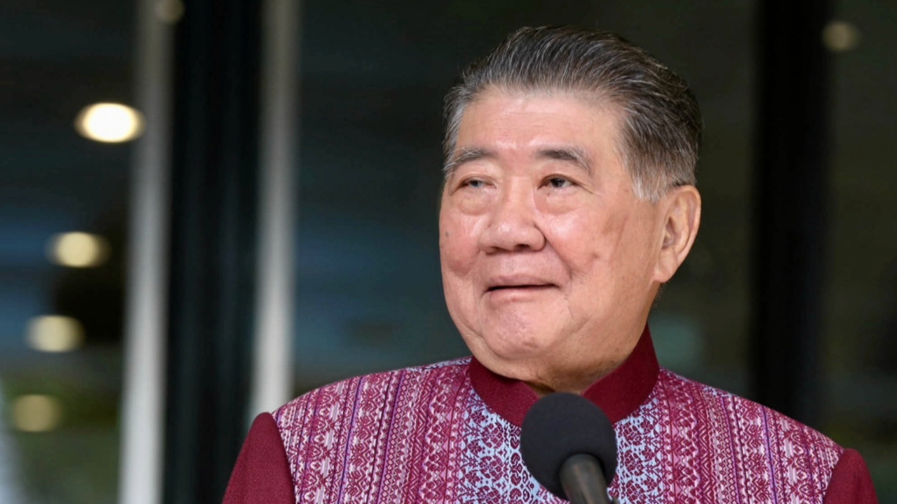 “ภูมิธรรม” ห่วงเชียงรายหากมวลน้ำมาอีก ยันแม้ไร้ มท.1 การช่วยเหลือไม่สะดุด