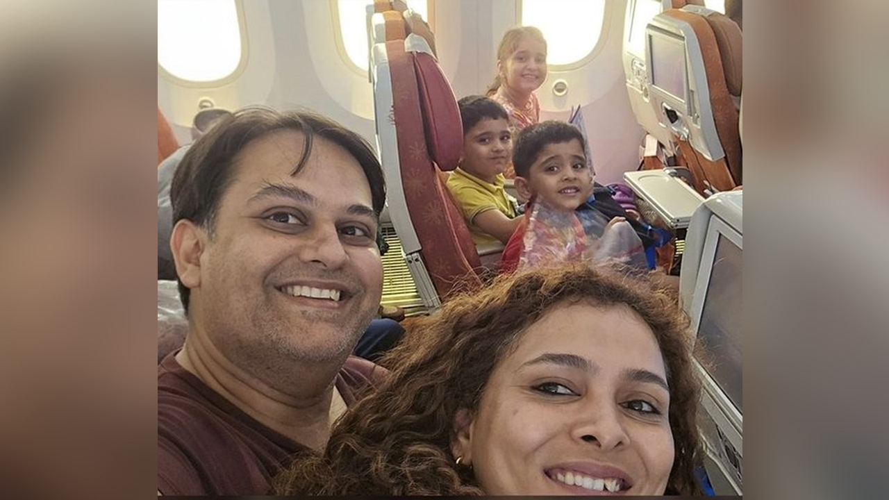 สุดเศร้า ภาพถ่ายสุดท้ายของครอบครัวหมออินเดีย เสียชีวิตบนเครื่องบิน "แอร์ อินเดีย"